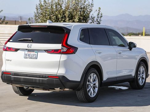 Used 2023 Honda CR-V EX-L image 5