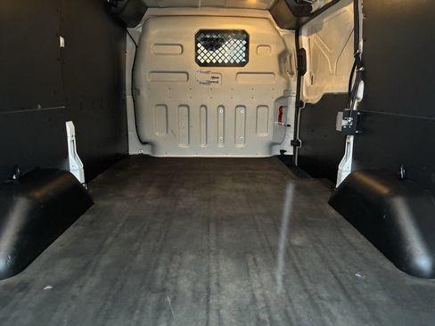Used 2016 Ford Transit 250 130 Low Roof image 34