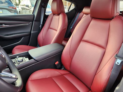 Certified 2025 MAZDA MAZDA3 Carbon image 7