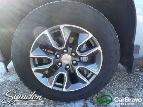 Used 2025 Chevrolet Silverado 1500 LT image 12