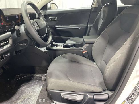 New 2026 Kia K4 FWD image 17