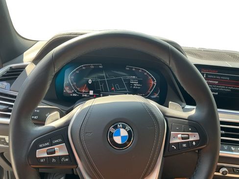 Used 2023 BMW X5 xDrive40i w/ Premium Package AWD/4WD image 14