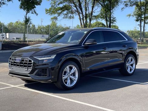 Certified 2023 Audi Q8 Premium Plus w/ Premium Plus Package AWD/4WD image 3