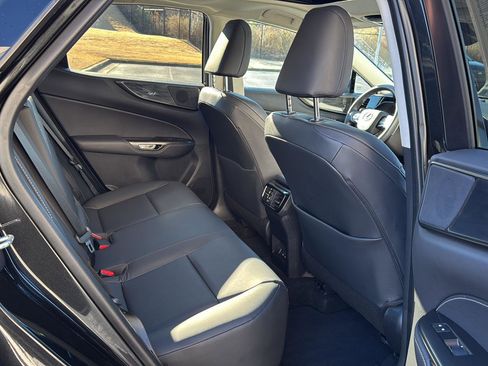 Certified 2024 Lexus NX 250 FWD w/ Premium Package image 11