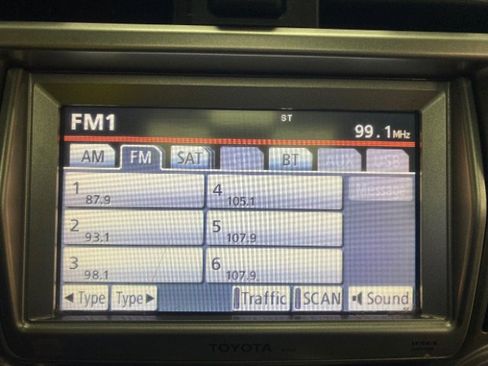 Used 2011 Toyota 4Runner Limited image 22