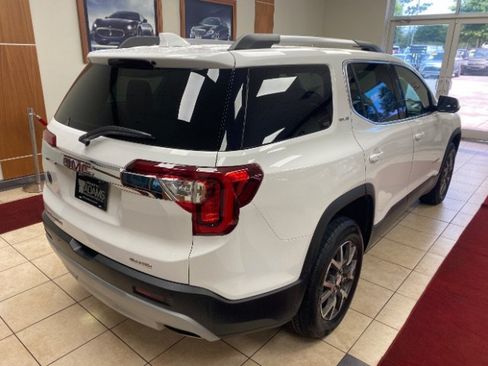 Used 2023 GMC Acadia SLE w/ Driver Convenience Package AWD/4WD image 2