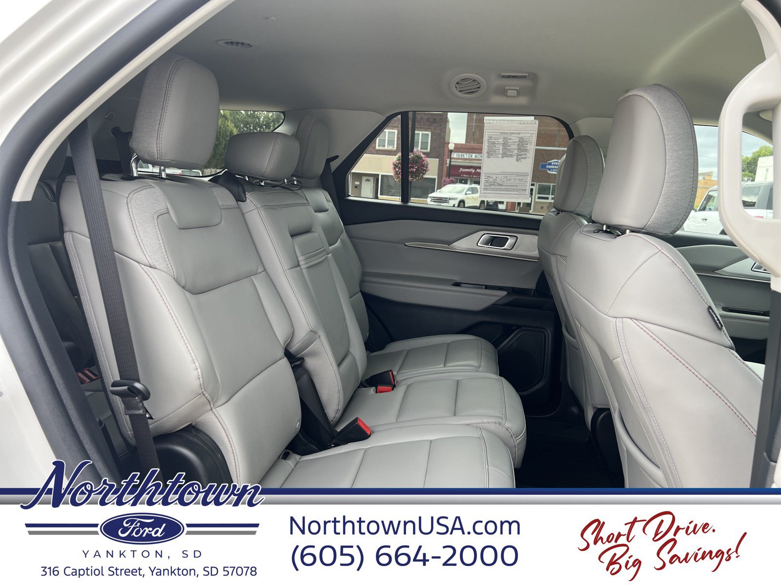 Used 2026 Ford Explorer Active w/ Active Comfort Package AWD/4WD image 25