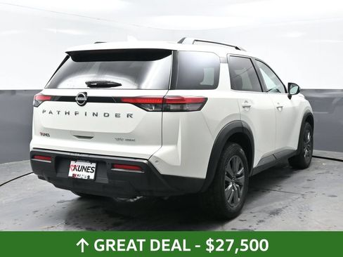 Used 2024 Nissan Pathfinder SV AWD/4WD image 5