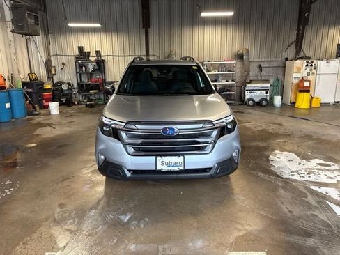 New 2026 Subaru Forester Premium AWD/4WD image 2