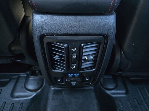 Used 2023 Dodge Durango GT AWD/4WD image 20