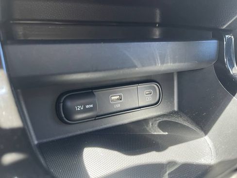 Used 2024 Kia Seltos S AWD/4WD image 29