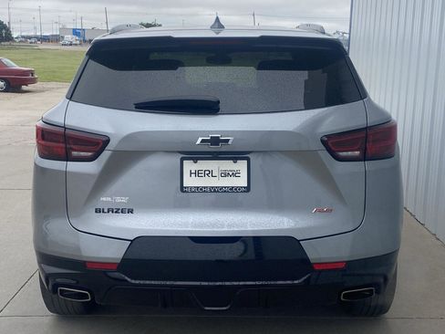 Used 2023 Chevrolet Blazer RS w/ LPO, Floor Liner Package FWD image 6