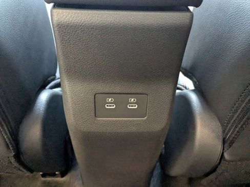 Used 2025 Nissan Kicks SR image 16