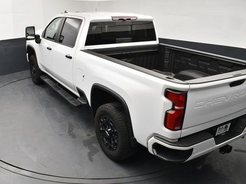 Used 2024 Chevrolet Silverado 3500 LT w/ Z71 Sport Edition image 16