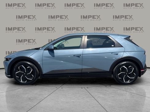 Used 2024 Hyundai Ioniq 5 SEL RWD image 2