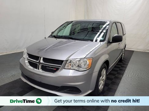 Used 2018 Dodge Grand Caravan SE FWD image 1