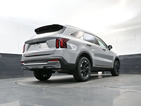 New 2026 Kia Sorento S AWD/4WD image 16