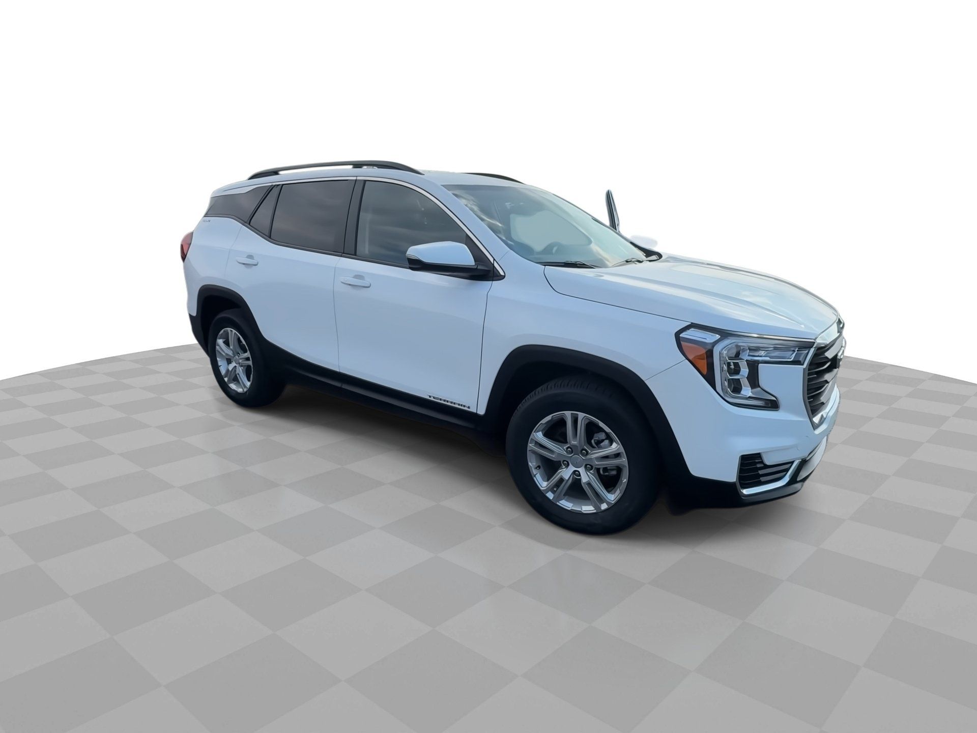 Used 2023 GMC Terrain SLE w/ Driver Convenience Package FWD image 2
