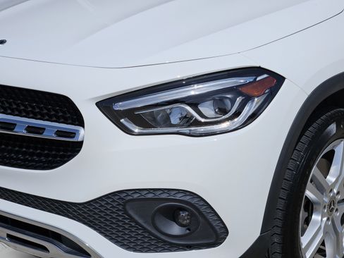 Used 2022 Mercedes-Benz GLA 250 w/ Premium Package Lite image 28