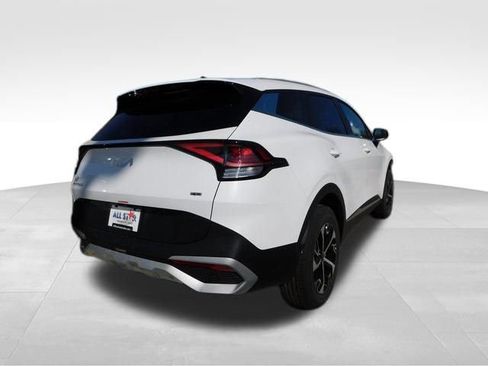 Used 2025 Kia Sportage EX image 8