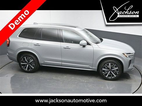 New 2025 Volvo XC90 B6 Core w/ Protection Package image 50