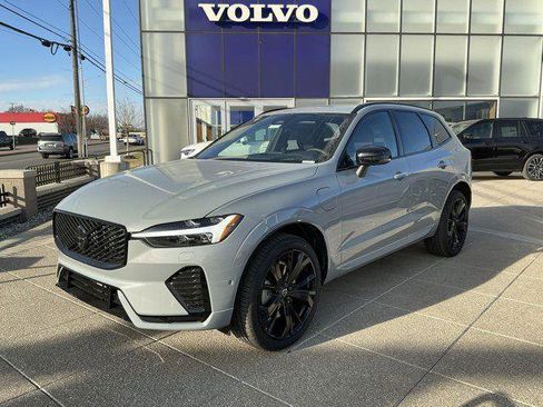 New 2026 Volvo XC60 T8 Ultra w/ Climate Package AWD/4WD image 1