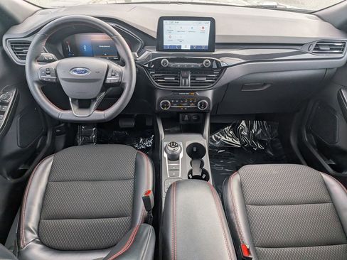 Used 2025 Ford Escape ST-Line image 15