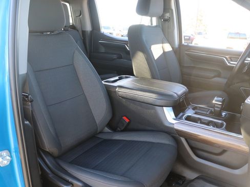 Used 2023 Chevrolet Silverado 1500 LT Trail Boss w/ Convenience Package II image 34