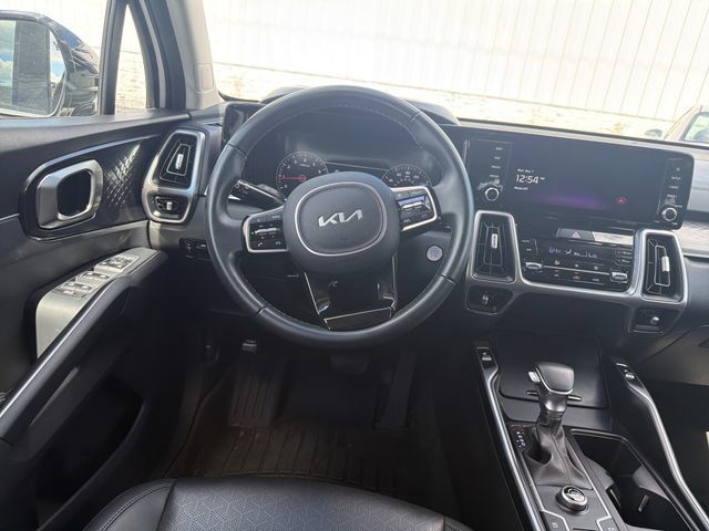 Used 2023 Kia Sorento S w/ Panoramic Sunroof Package FWD image 14
