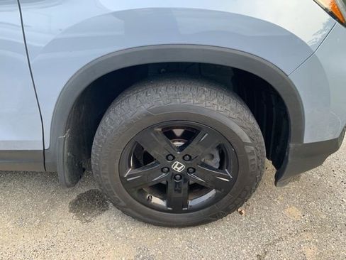 Used 2023 Honda Ridgeline Black Edition image 10