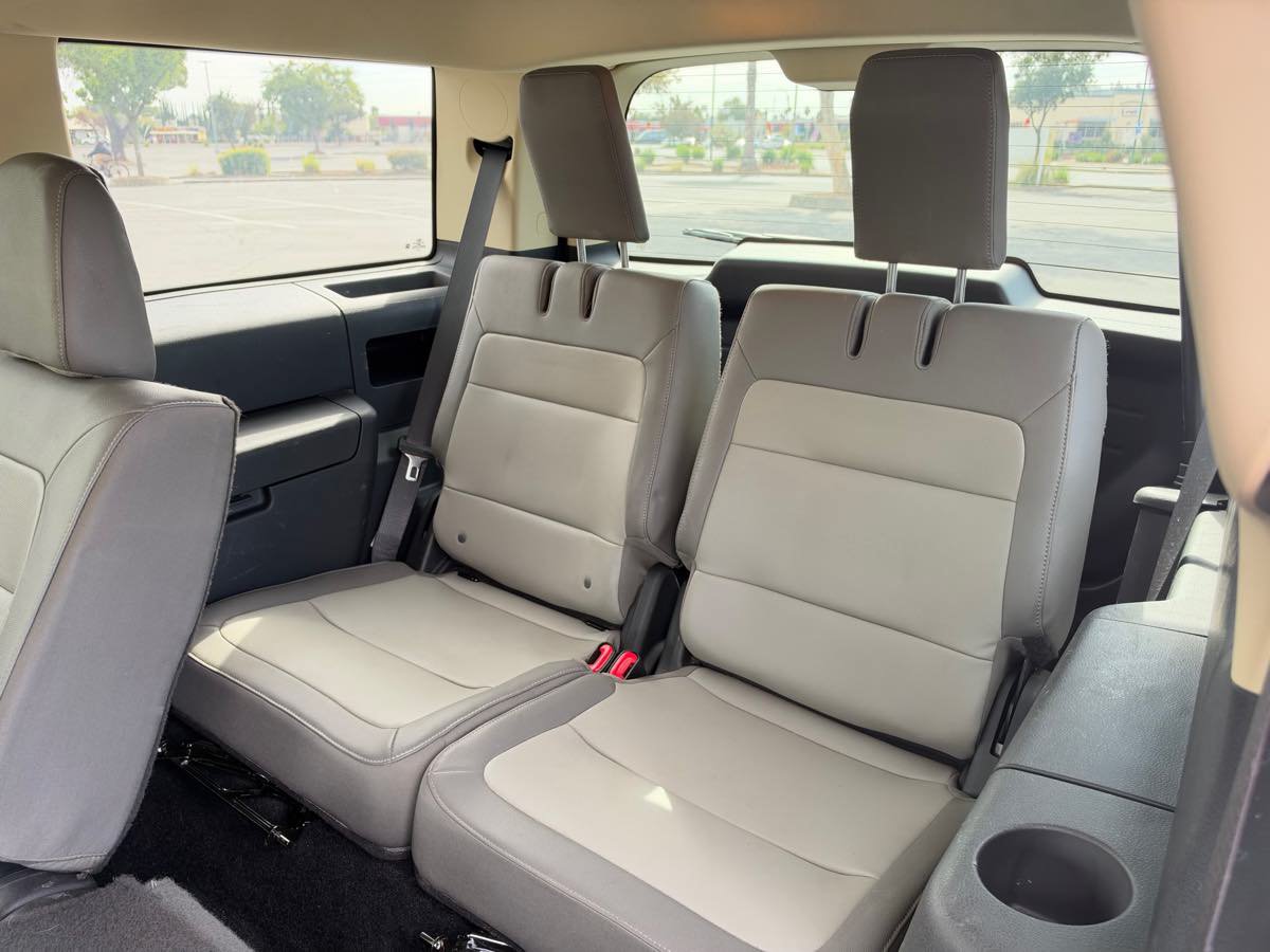 Used 2019 Ford Flex SEL w/ Equipment Group 202A FWD image 25