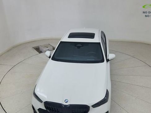Used 2025 BMW 540i xDrive w/ M Sport Package AWD/4WD image 77