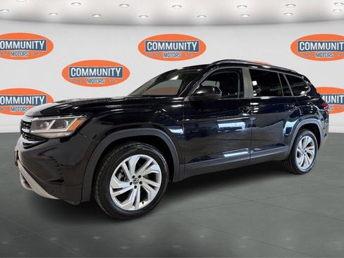 Used 2021 Volkswagen Atlas SE image 2