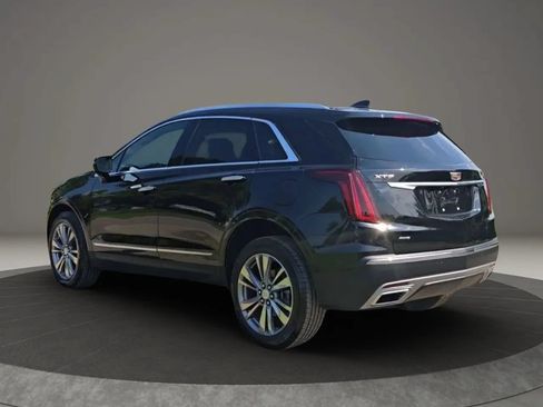 Used 2024 Cadillac XT5 Premium Luxury AWD/4WD image 2