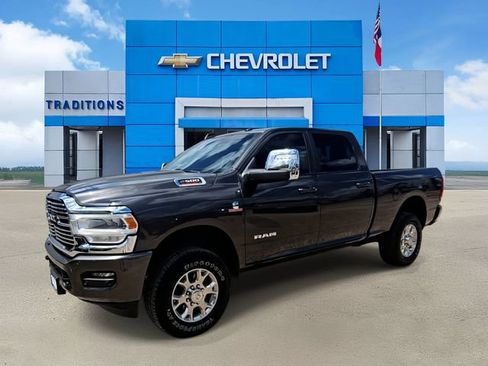 Used 2024 RAM 2500 Laramie w/ Safety Group AWD/4WD image 5
