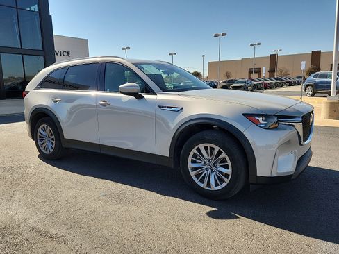 Used 2025 MAZDA CX-90 3.3 Turbo w/ Preferred Package image 8