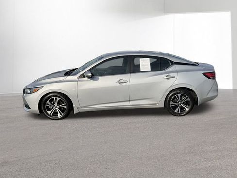 Used 2020 Nissan Sentra SV image 4