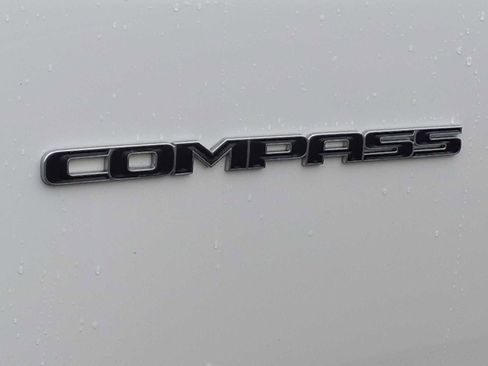 Used 2020 Jeep Compass Limited image 13