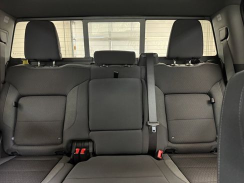 Used 2026 GMC Sierra 3500 SLE w/ Preferred Package image 15