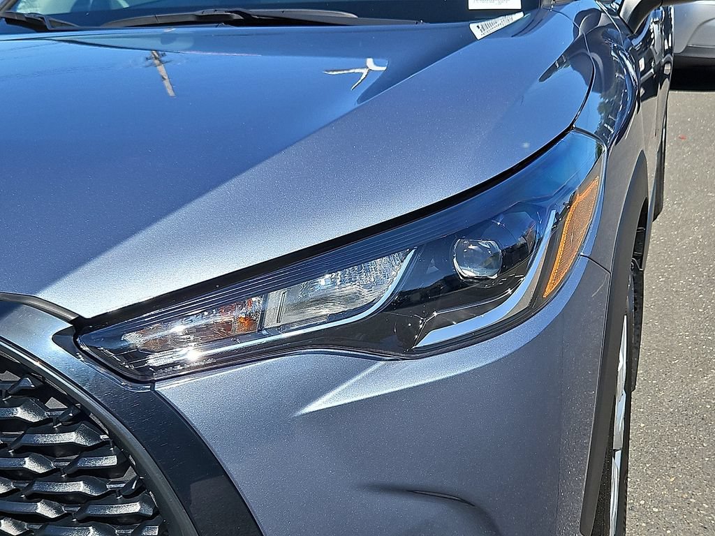 Used 2023 Toyota Corolla Cross L FWD image 10