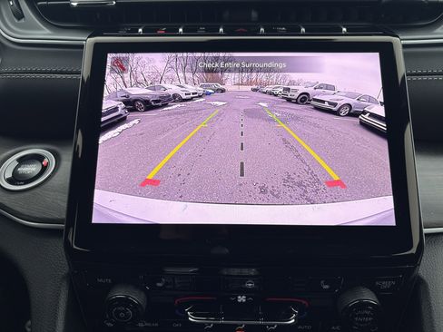 New 2025 Jeep Grand Cherokee L Limited image 30