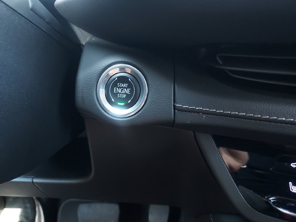 Used 2023 Buick Envision Essence FWD image 20