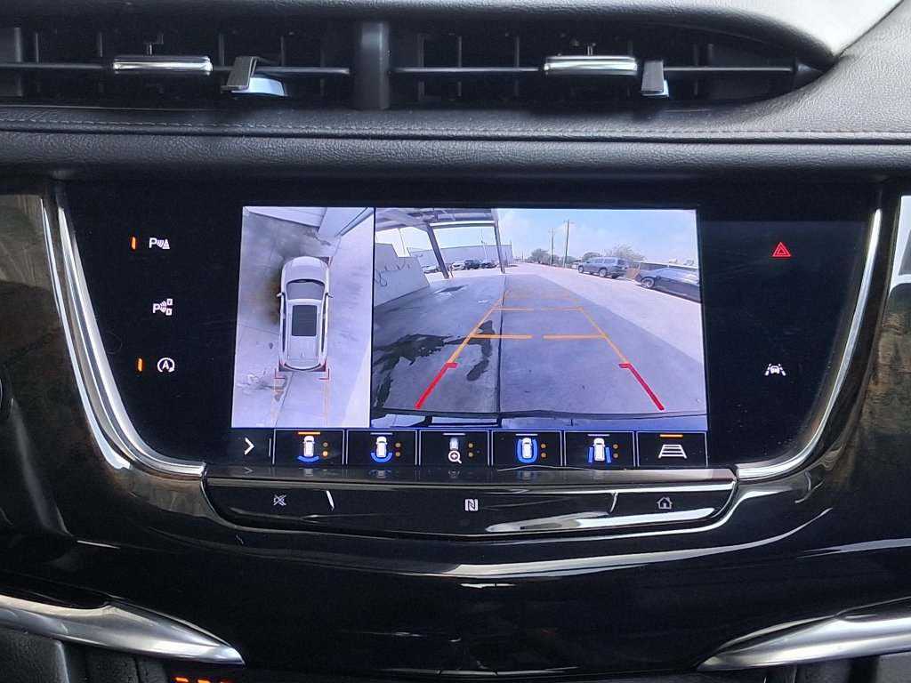 Used 2020 Cadillac XT6 Premium Luxury FWD image 15