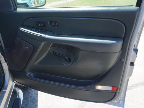 Used 2007 Chevrolet Silverado 2500 LT w/ Onstar Plus Package AWD/4WD image 22