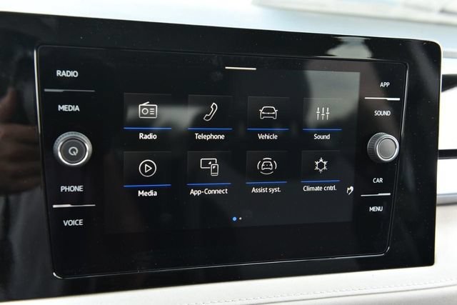 New 2026 Volkswagen Taos SE AWD/4WD image 13