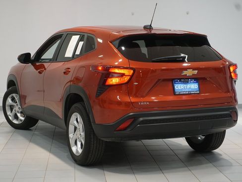 Certified 2024 Chevrolet Trax LS w/ LS Convenience Package image 7