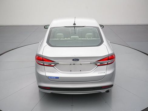 Certified 2018 Ford Fusion S FWD image 5
