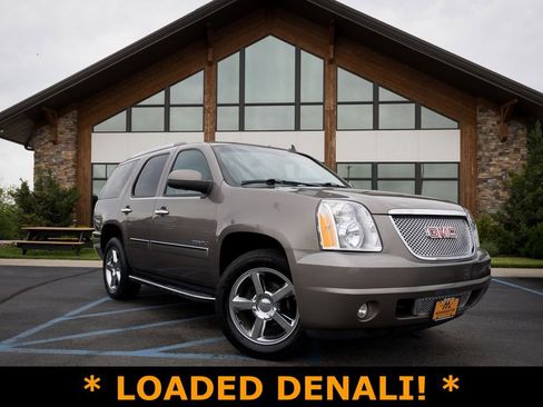 Used 2012 GMC Yukon Denali AWD/4WD image 1
