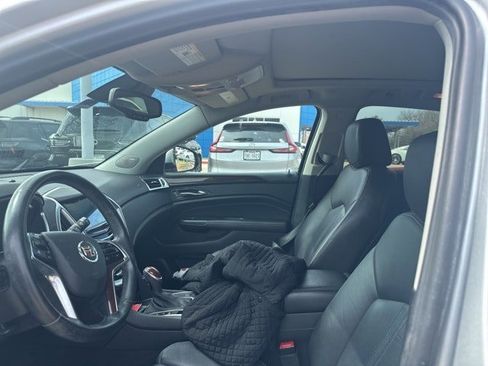 Used 2014 Cadillac SRX Performance w/ Driver Awareness Package image 7