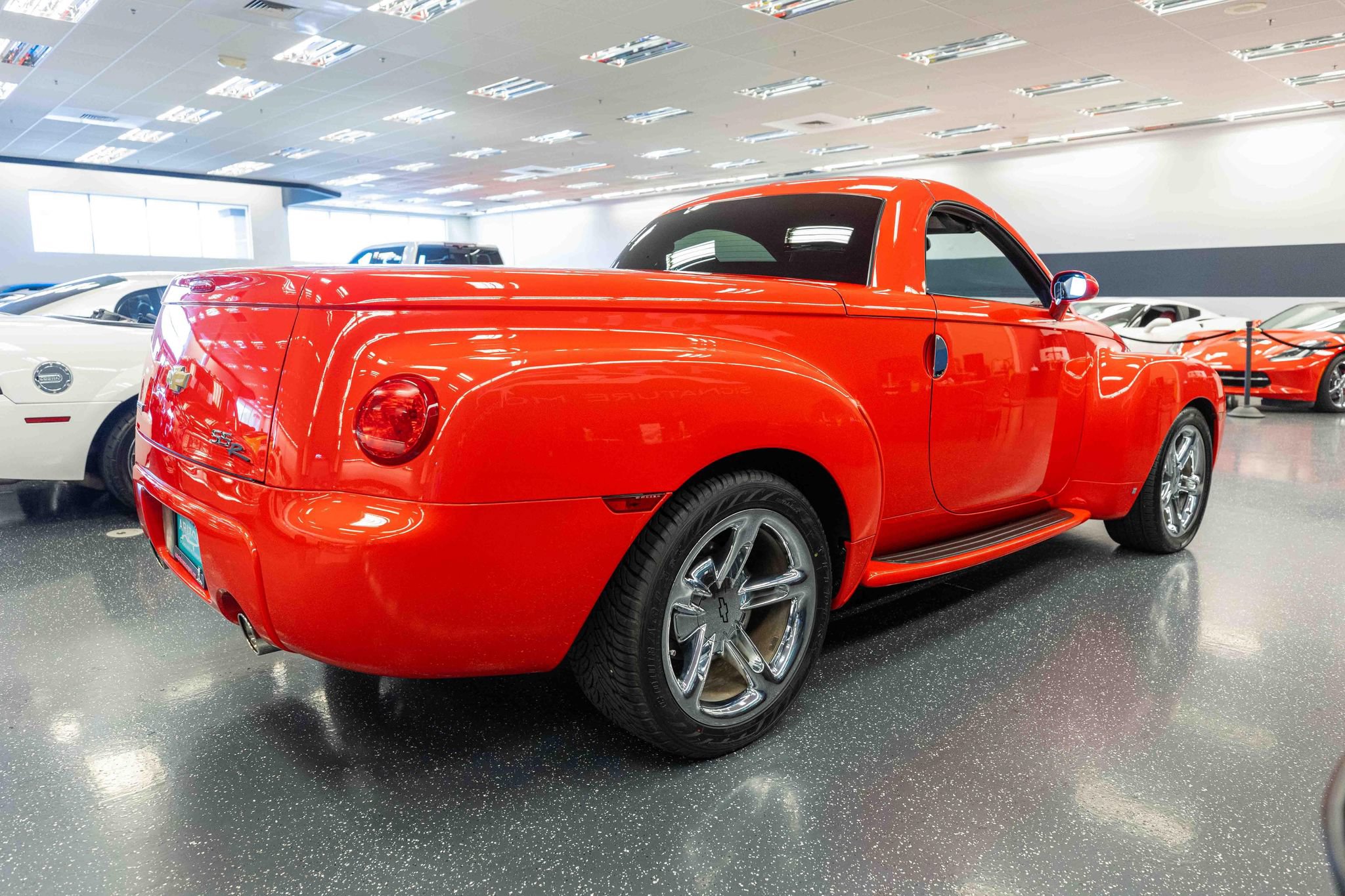 Used 2006 Chevrolet SSR w/ Preferred Equipment Group RWD image 4